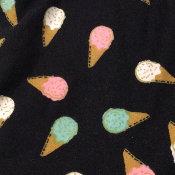 Lularoe Ice Cream Cone Black Leggings NWOT size Large Tall & Curvy - Picture 3 of 13